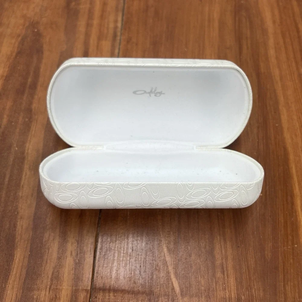 Oakley White Hard Sunglasses Case w/ Black Microfiber Drawstring Pouch Sleeve